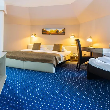 Kavics Klub&hotel Hotel